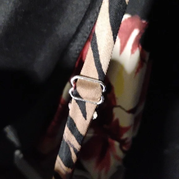 Jr Plus Size Spaghetti Strap Floral Mini Dress –Sizes 1x-3x Avail - Picture 9 of 9